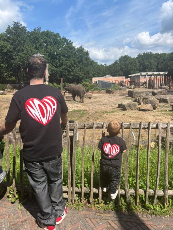 INOAH. - Heart Tee Vader & Zoon